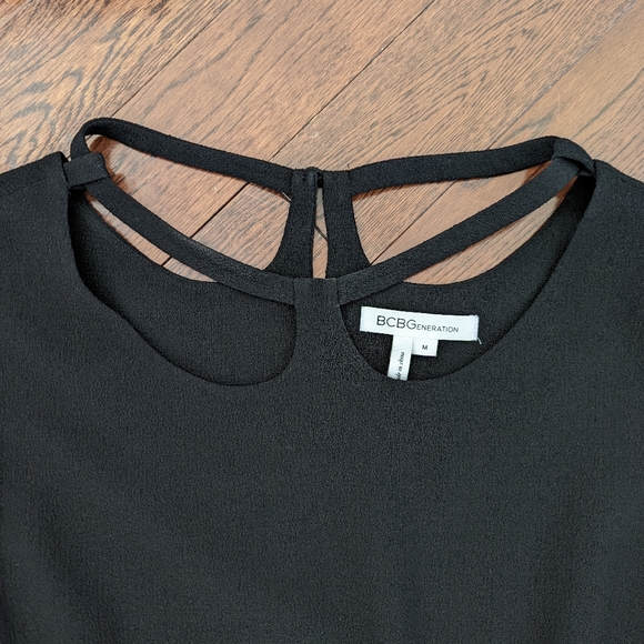 BCBGeneration Cutout Neck Dress sz M BCBG - Picture 5 of 5